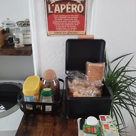 Maison Du Bonheur L Art De Vivre A La Francaise Entier Avec Parking Lejlighed